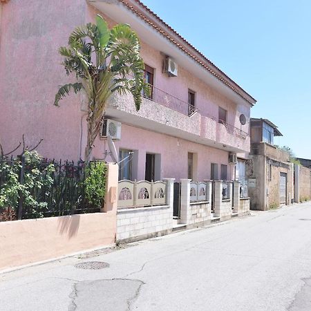 Izzhome Lagoon Pula Exterior foto
